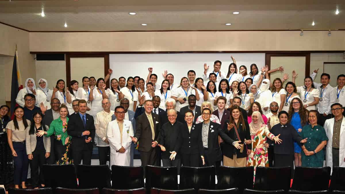 From Students to Changemakers: Starkey Hearing Foundation Trains Hearing Care Providers in the Philippines and Abroad