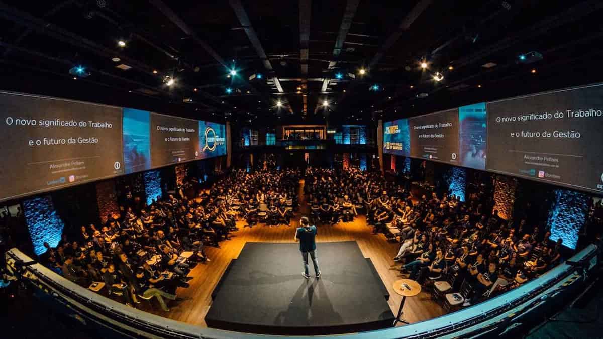 Auracast Lecture Hall